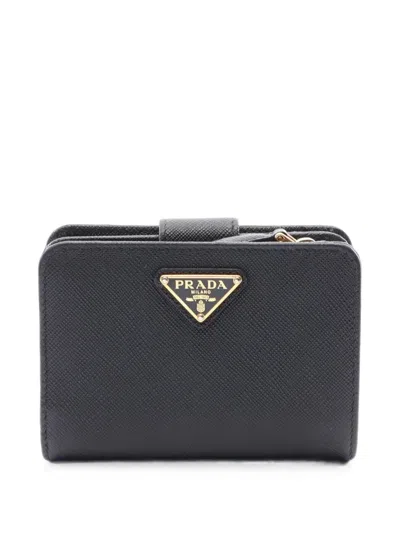 Pre-owned Prada 2010s Saffiano Triangle-logo Wallet In Black