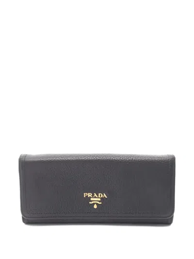 Pre-owned Prada 2010s Vitello Daino Bi-fold Leather Wallet In Black