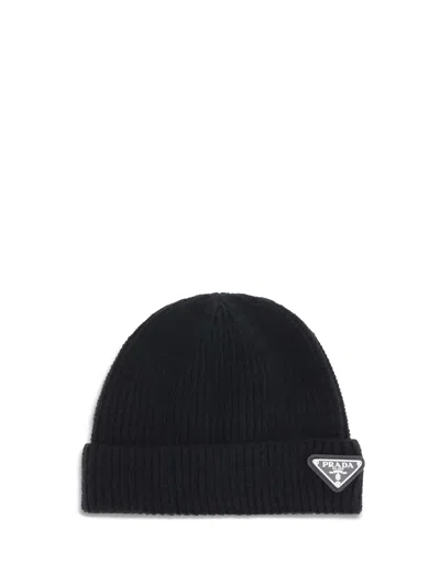 Prada Pr2hc4263imf0002bb Logo-plaque Wool Beanie In Black