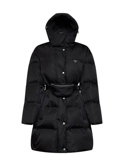 Prada Abbigliamento Black Re-nylon Midi Hooded Down Jacket With Fanny Pack