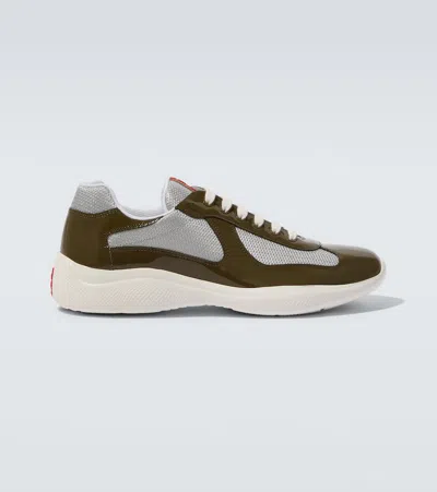 Prada Round Head Low-cut Sneakers In White