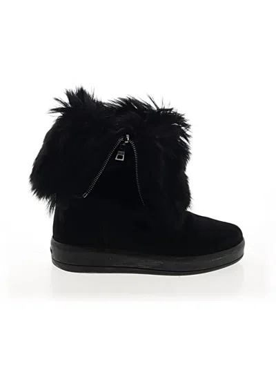 Pre-owned Prada Ankle Boots In Black