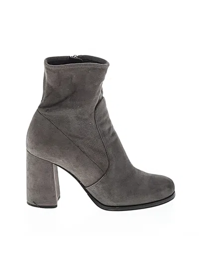 Pre-owned Prada Ankle Boots In Gray