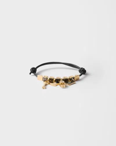 Prada Armband Aus Nappa-leder Und Metall In Brown