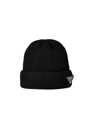 Prada Badge Logo Beanie In Nero