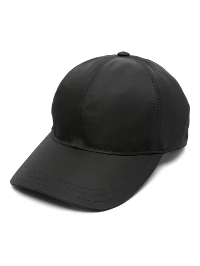 Prada Baseball Cap In Black