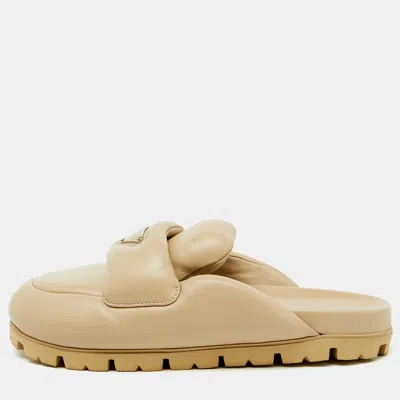 Pre-owned Prada Beige Leather Triangle Logo Soft Padded Mules Size 38.5