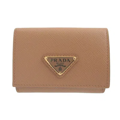 Pre-owned Prada Beige Leather Wallet (tri-fold) ()