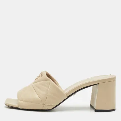 Pre-owned Prada Beige Quilted Leather Logo Slide Sandals Size 38.5