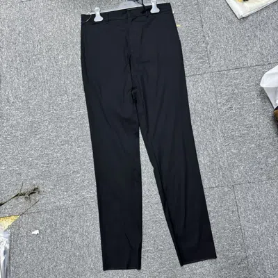 Prada Belt-loop Casual Pants In Black