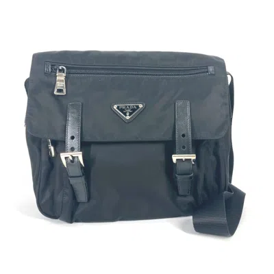 Pre-owned Prada Black Cloth Shoulder Bag ()