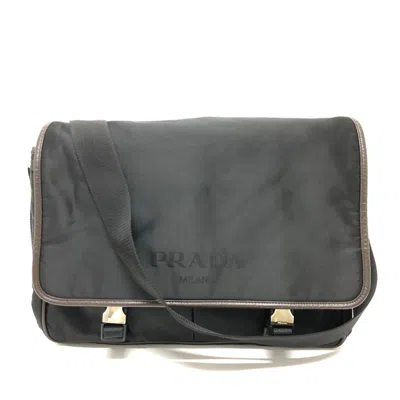 Pre-owned Prada Black Cloth Shoulder Bag ()