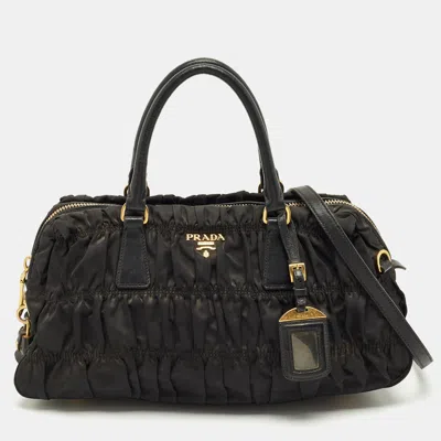 Pre-owned Prada Black Leather And Nylon Gaufre Satchel