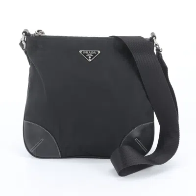Pre-owned Prada Black Leather Nylon Shoulder Bag ()