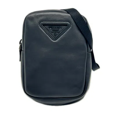 Pre-owned Prada Black Leather Shoulder Bag ()