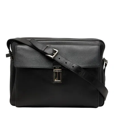 Pre-owned Prada Black Leather Shoulder Bag ()