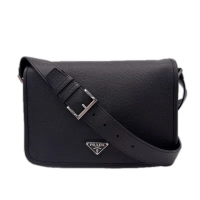 Pre-owned Prada Black Leather Shoulder Bag ()