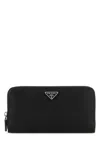 Prada Black Leather Wallet In Black