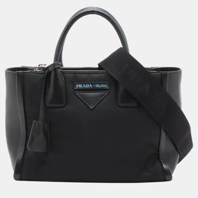 Pre-owned Prada Black Nylon And Leather Bag