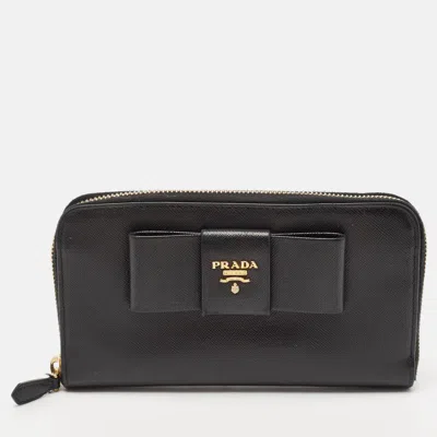 Pre-owned Prada Black Saffiano Lux Leather Bow Zip Around Wallet