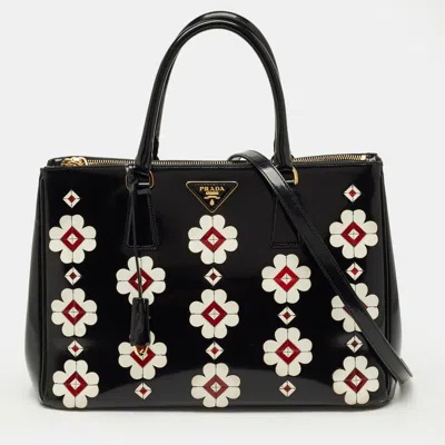Pre-owned Prada Black Spazzolato Leather Medium Floral Double Zip Tote