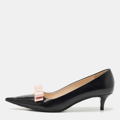 Pre-owned Prada Black/beige Leather Pointed Toe Bow Pumps Size 38.5