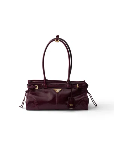 Prada Bonnie Mittelgrosse Tasche Aus Leder In Burgunder