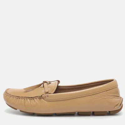 Pre-owned Prada Bow Size 36 Beige Patent Leather Loafers In Sand