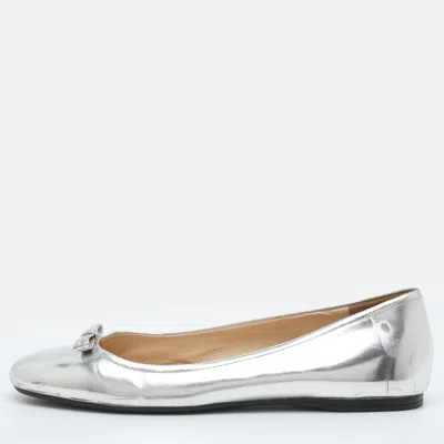 Pre-owned Prada Bow Size 38 Silver Foil Leather Ballet Flats