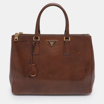 Pre-owned Prada Brown Brushed Smoke Patent Leather Large Galleria Tote