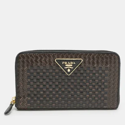 Pre-owned Prada Brown/black Woven Madras Leather Zip Around Wallet