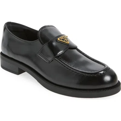 Prada Sophisticated Slip-on Loafers With Elegant Contrast In Black