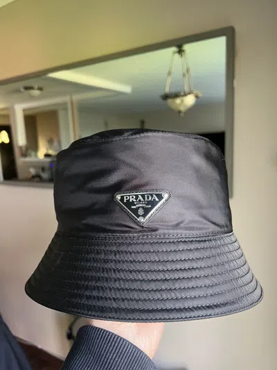 Pre-owned Prada Bucket Hat In Black