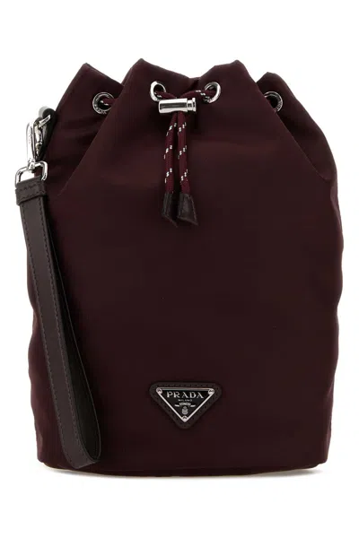 Prada 酒红色织物手拿包 In Burgundy