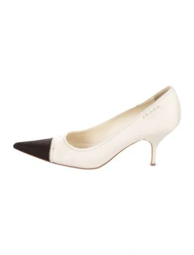 Pre-owned Prada Canvas Colorblock Pattern Pumps In Neutral