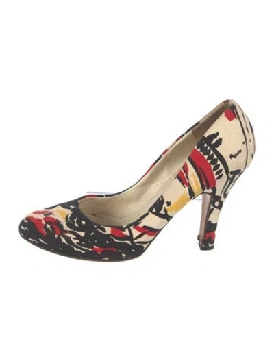 Pre-owned Prada Canvas Printed Pumps In Neutrals