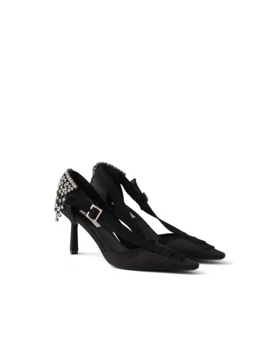Prada Pumps Aus Canvas Mit Kristallen In Black