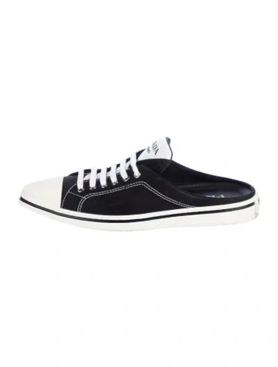 Pre-owned Prada Canvas Sneakers In Blue