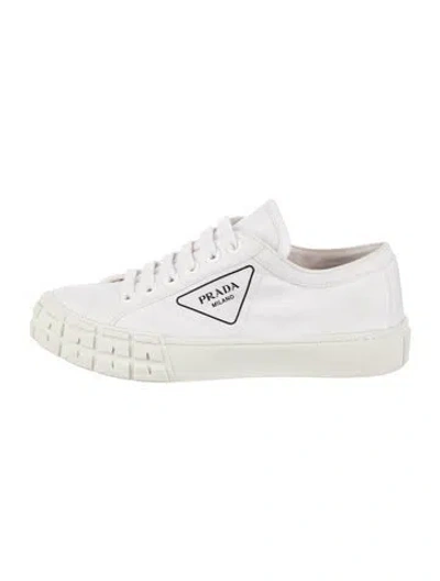 Pre-owned Prada Canvas Sneakers In Neutral