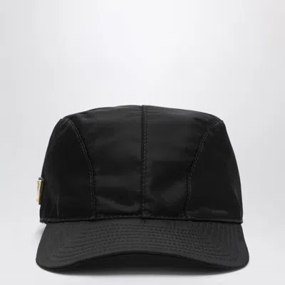 PRADA PRADA CAP WITH VISOR IN BLACK RENYLON