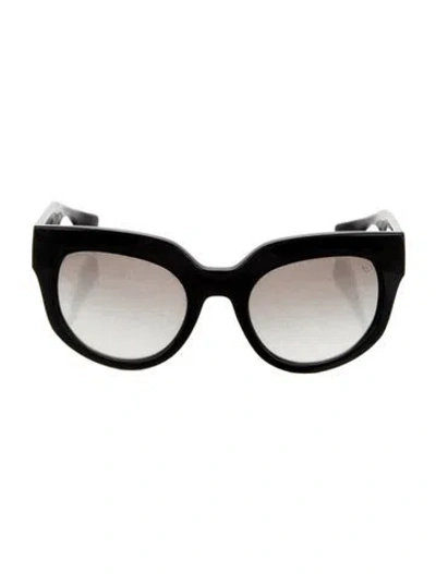 Pre-owned Prada Cat-eye Gradient Sunglasses In Black