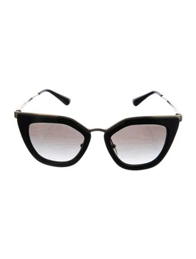 Pre-owned Prada Cat-eye Gradient Sunglasses In Black