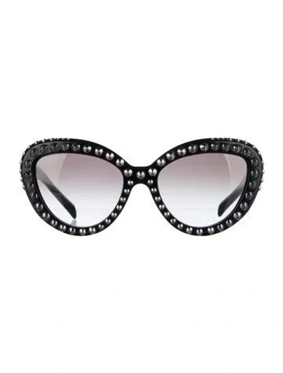 Pre-owned Prada Cat-eye Gradient Sunglasses In Black