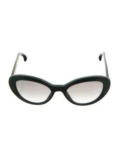 Pre-owned Prada Cat-eye Gradient Sunglasses In Green