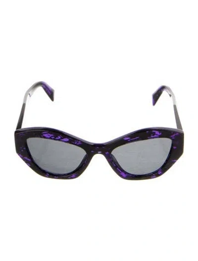 Pre-owned Prada Cat-eye Mirrored Sunglasses In Purple