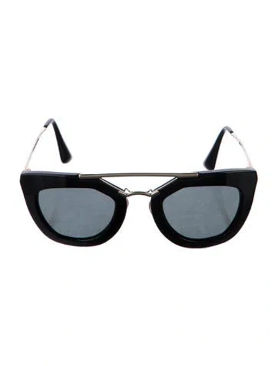 Pre-owned Prada Cat-eye Tinted Sunglasses In Black
