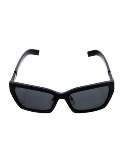 Pre-owned Prada Cat-eye Tinted Sunglasses In Black