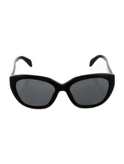 Pre-owned Prada Cat-eye Tinted Sunglasses In Black