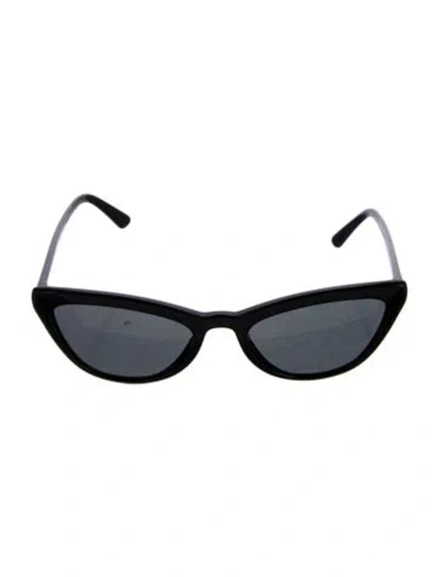 Pre-owned Prada Cat-eye Tinted Sunglasses In Black