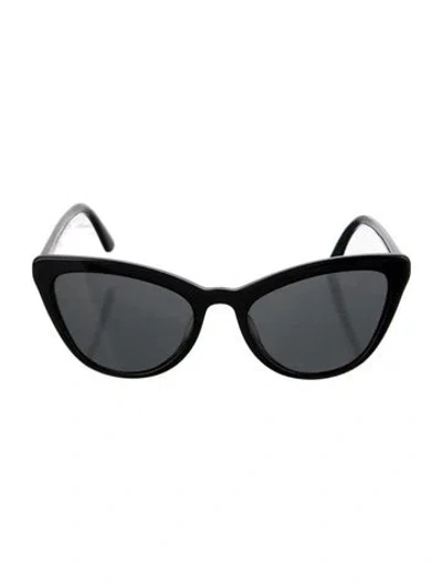 Pre-owned Prada Cat-eye Tinted Sunglasses In Black